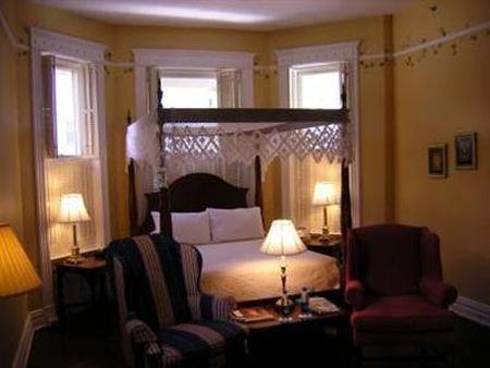 เฟรดเดอริค เฮาส์ Bed & Breakfast สแตนตัน ห้อง รูปภาพ