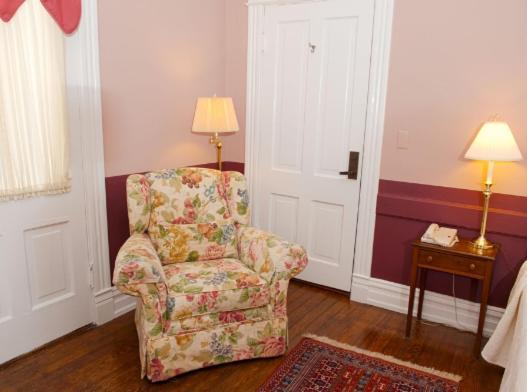 เฟรดเดอริค เฮาส์ Bed & Breakfast สแตนตัน ภายนอก รูปภาพ